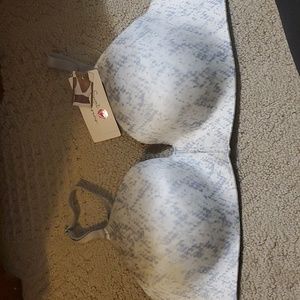 NWT 38B Secret Treasures